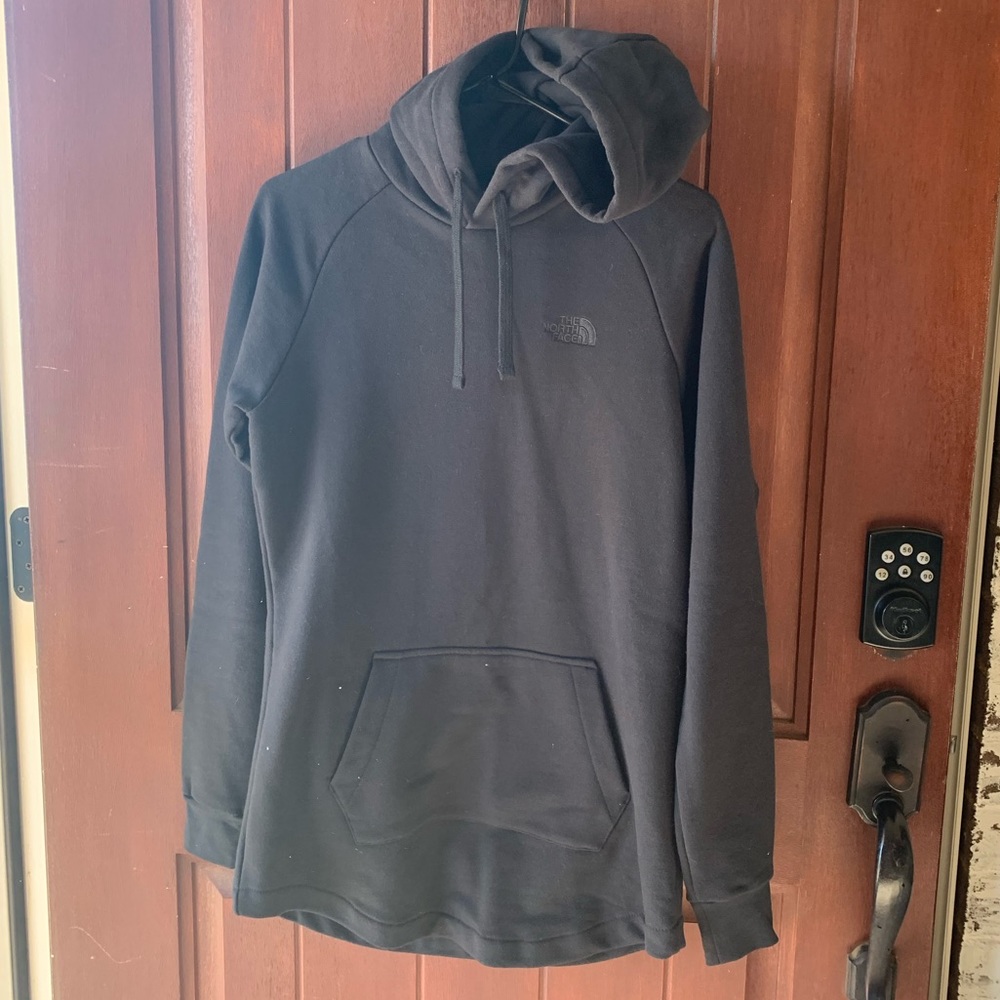 Women’s North Face hoodie